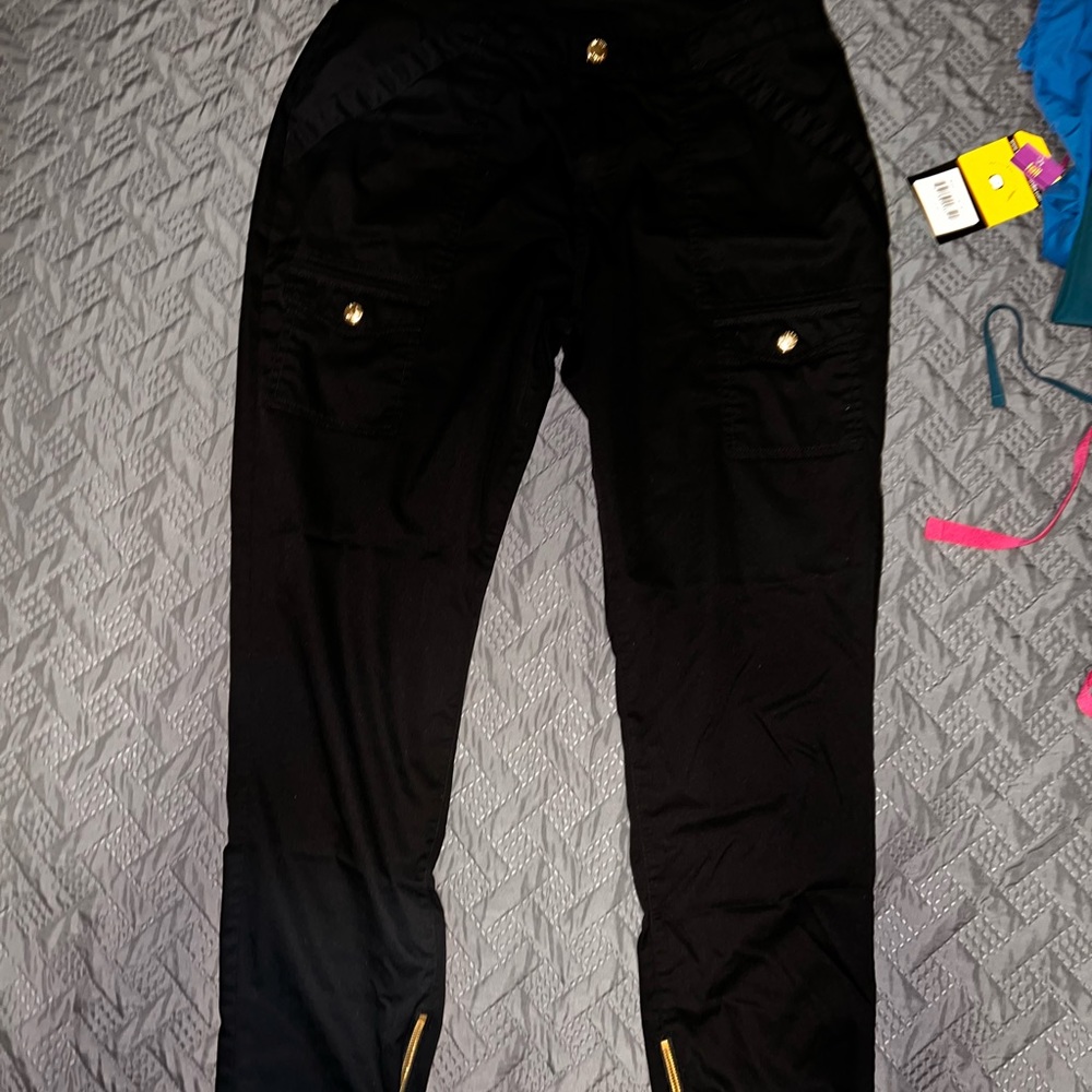 Jaanuu medium bottom